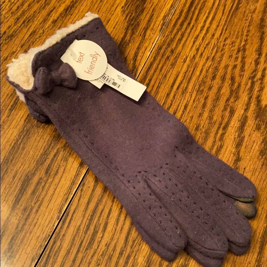 Text Friendly Gloves